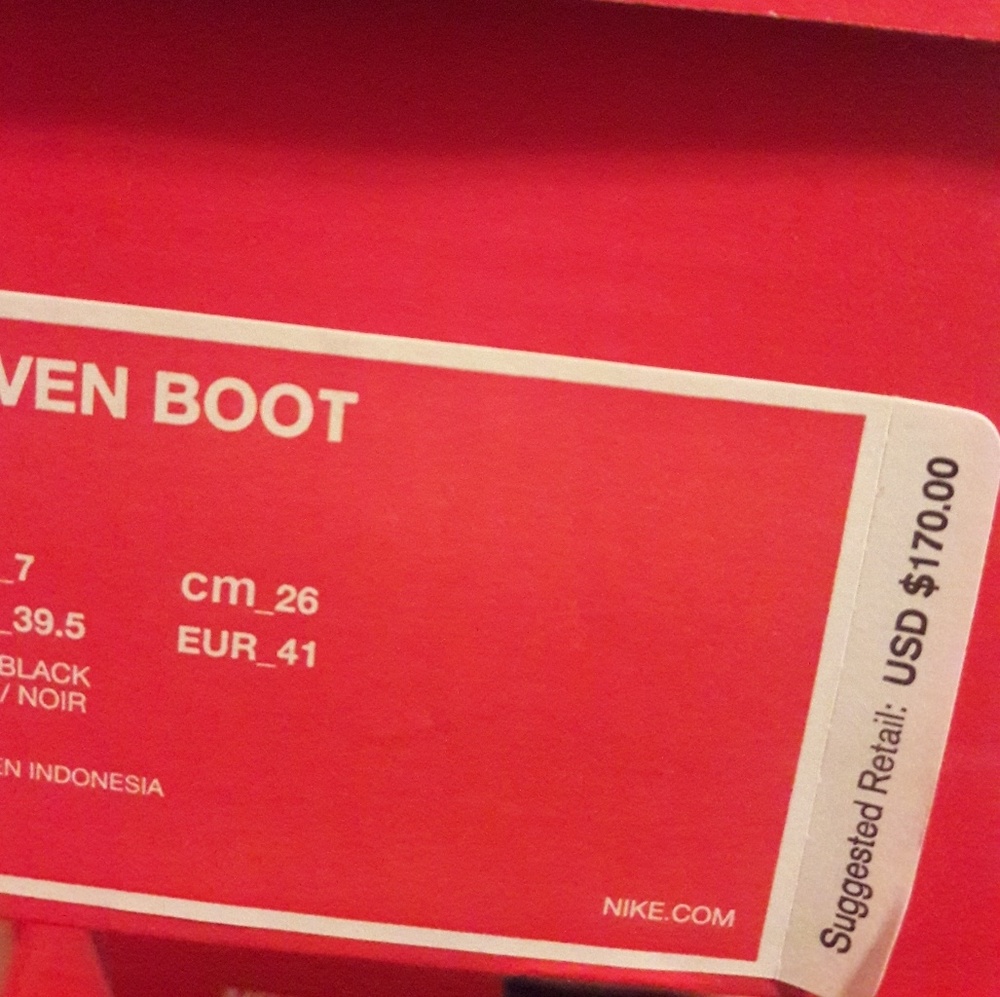 NEW Nike Air Woven Boot - Picture 8 of 8